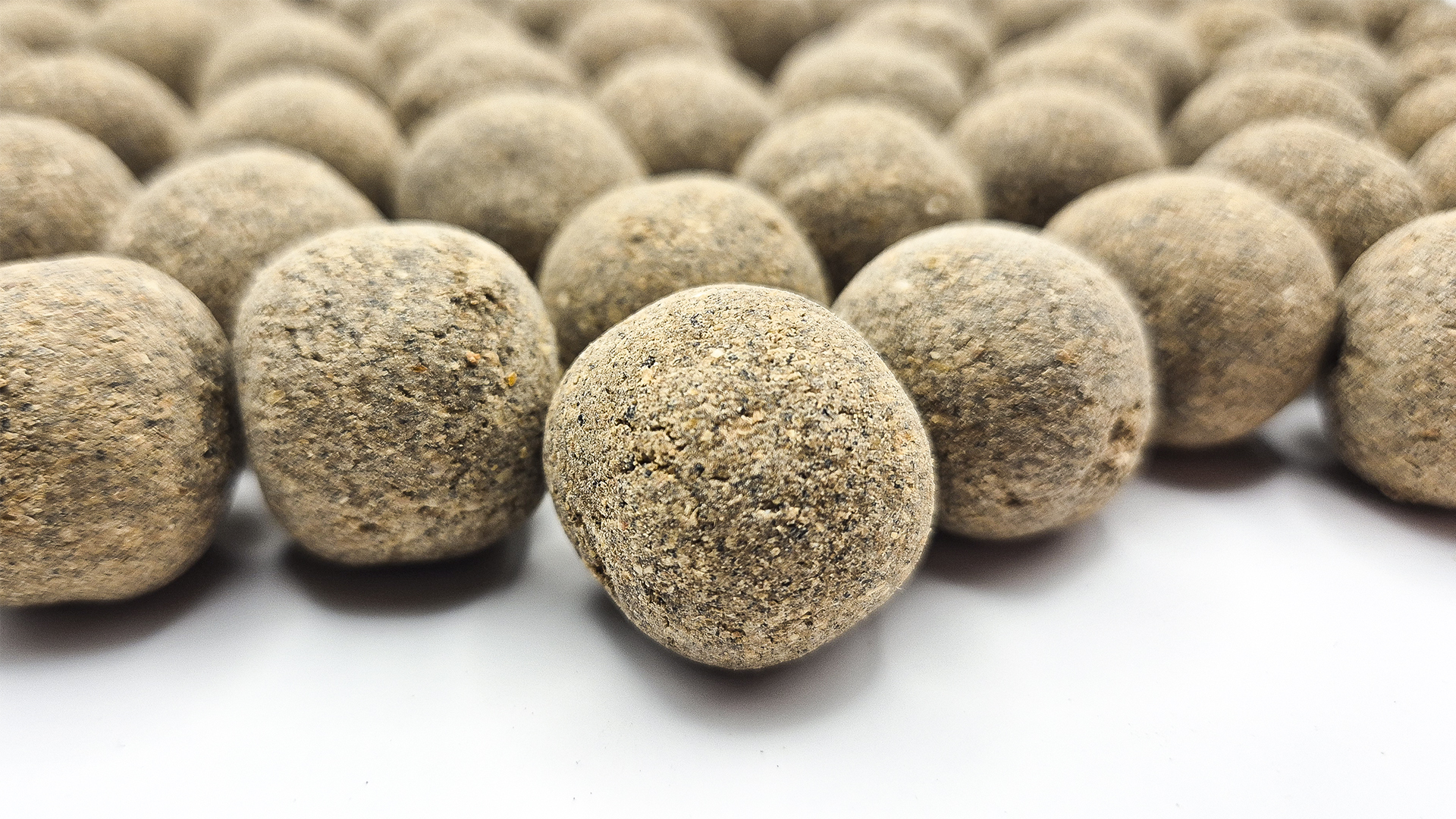 Lotetu_oldodo_bojli_veres_majas_24mm_szembol_zo_01 lótetűs etetőbojli 24mm